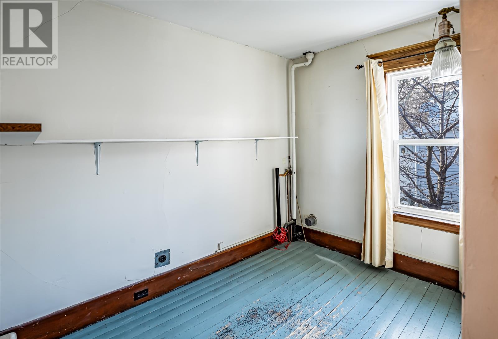 6 LeMarchant Road - 28