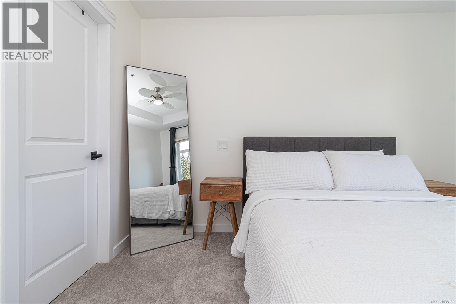 304 2220 Sooke Road, Colwood