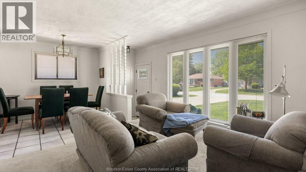 2632 Everts AVENUE - 19