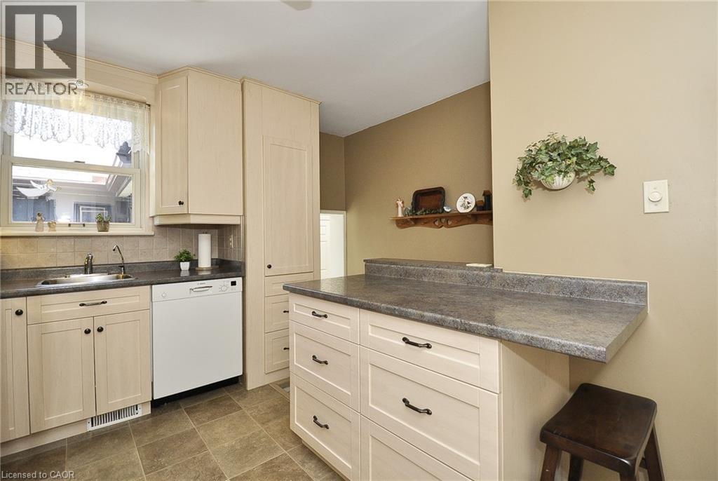 1665 CONCESSION Road - 7