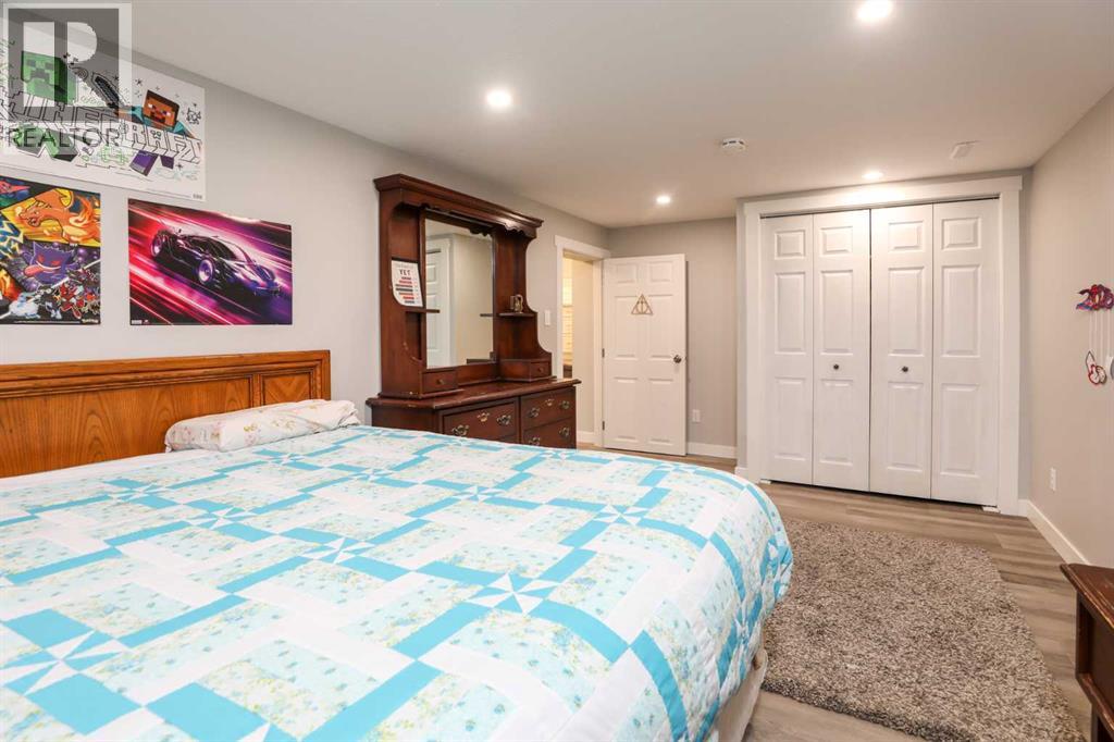 2705 22 Avenue S - 37