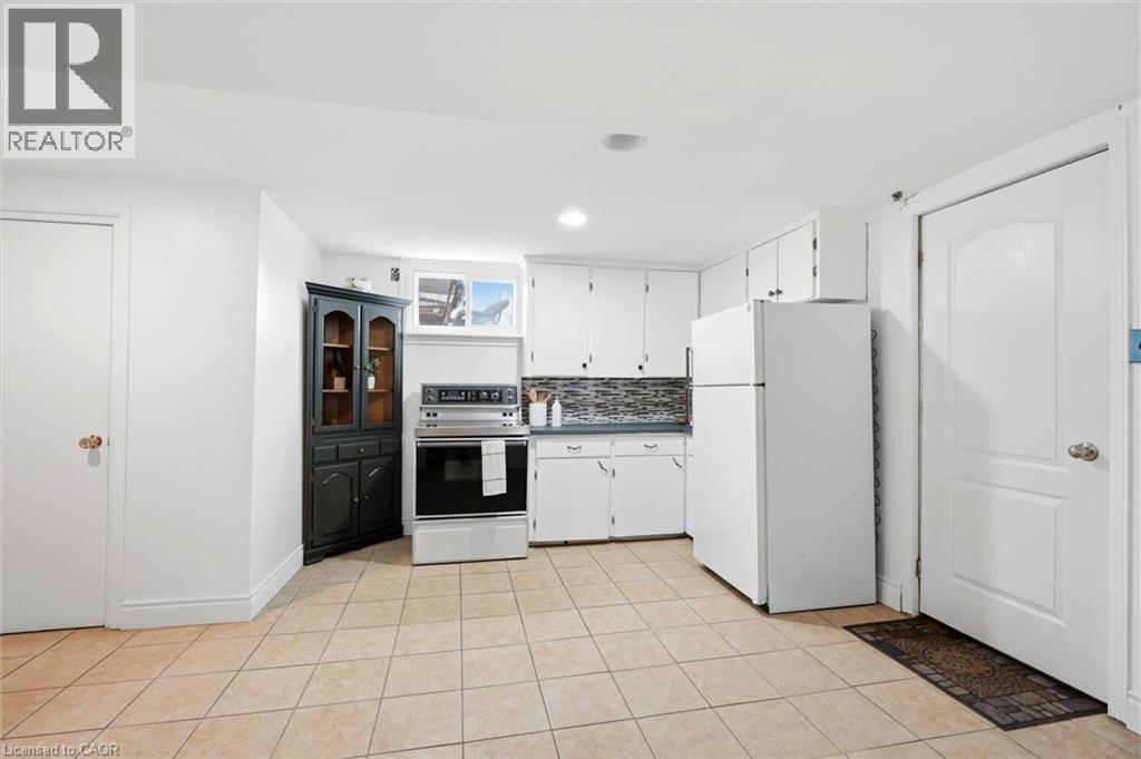 52 BONIFACE Avenue - 25