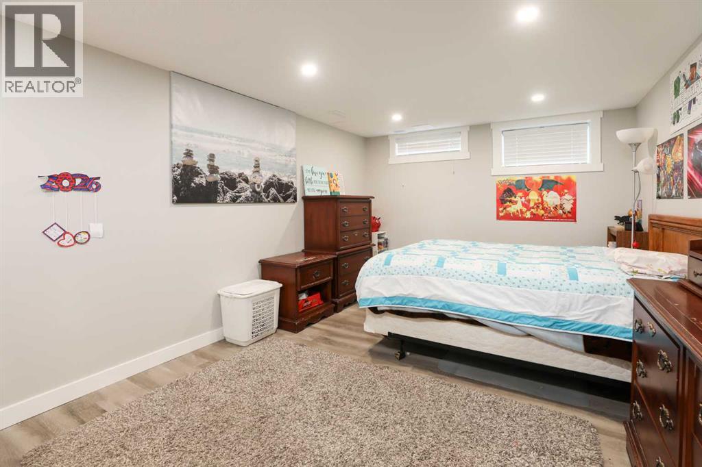 2705 22 Avenue S - 36