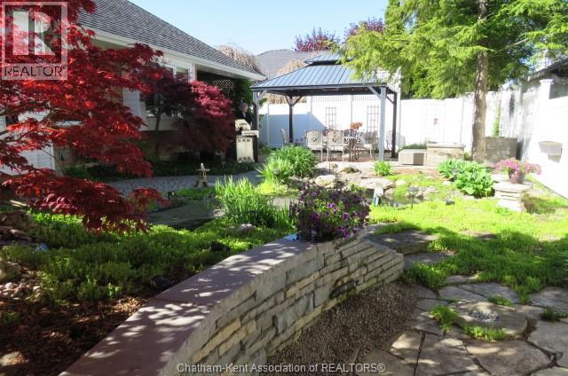 8 CHRISTINA PLACE - 42