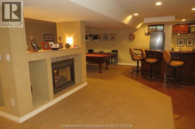 8 CHRISTINA PLACE - 27
