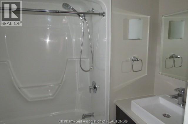 8 CHRISTINA PLACE - 17