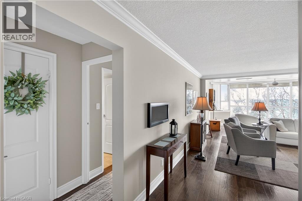#506 5280 LAKESHORE Road - 24