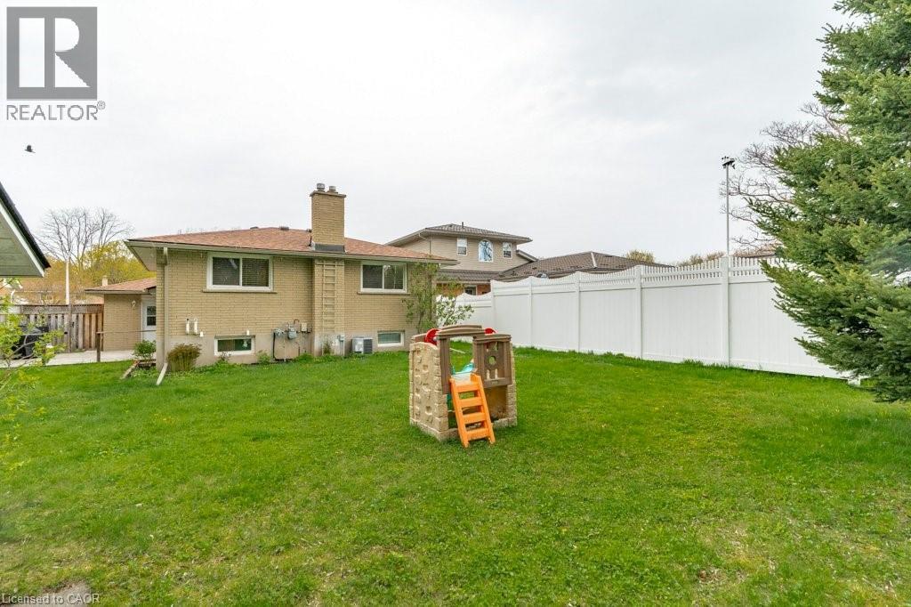 638 GLEN FORREST Boulevard - 37