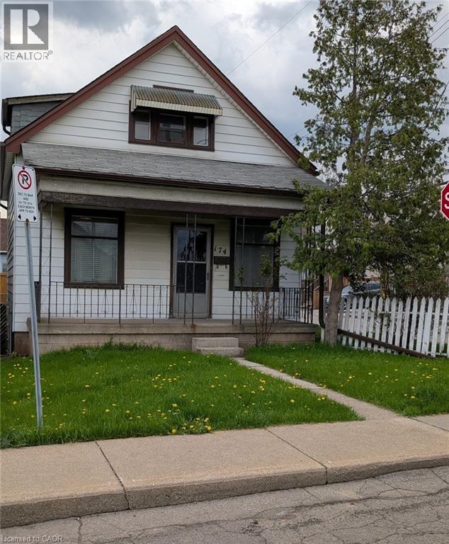 174 LONDON Street N - 1