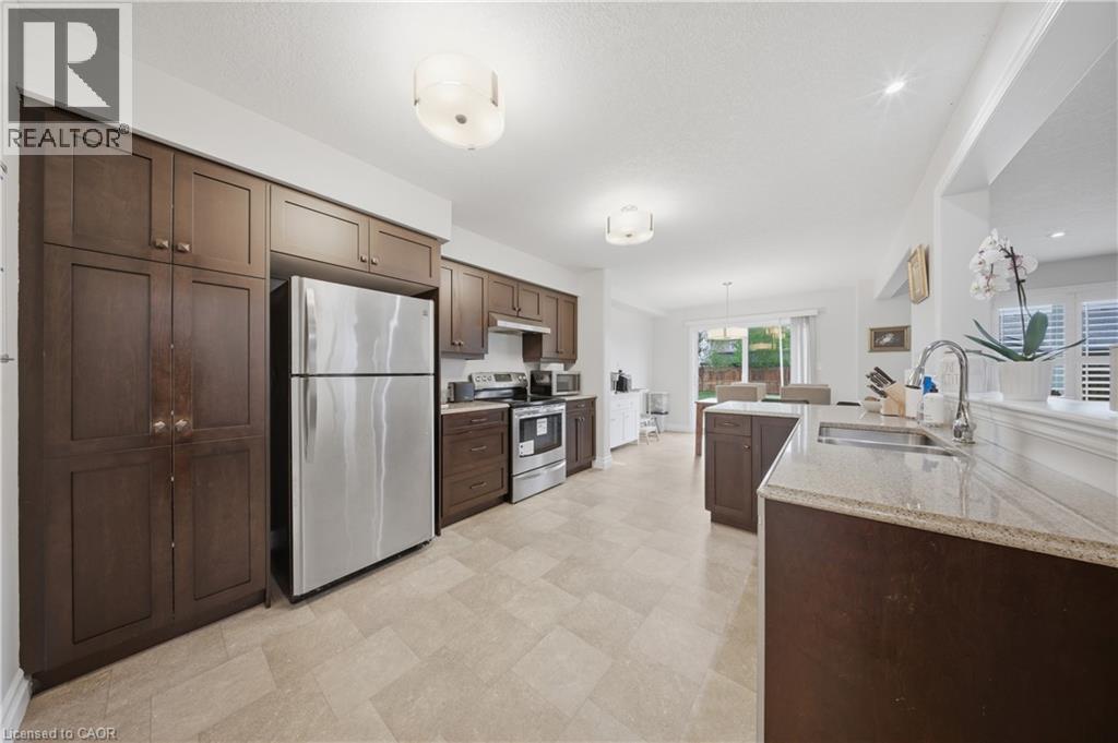 300 HUTTON Street E - 9