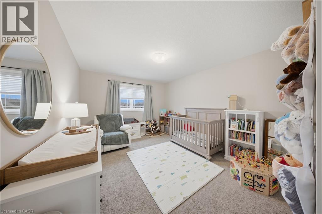 300 HUTTON Street E - 27