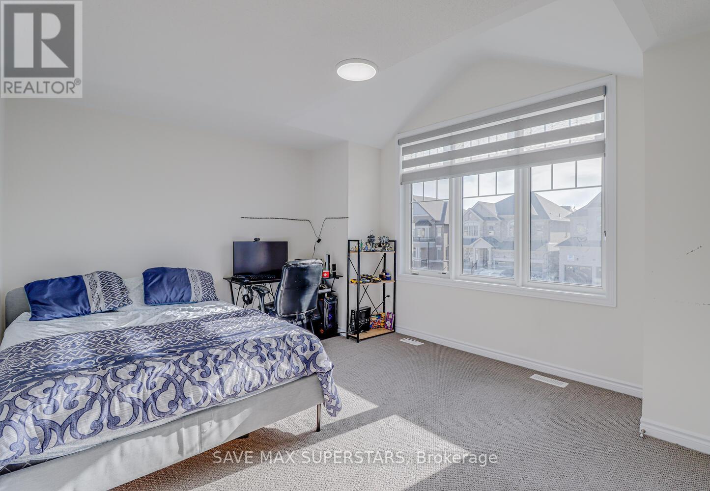 1537 HARKER STREET - 39