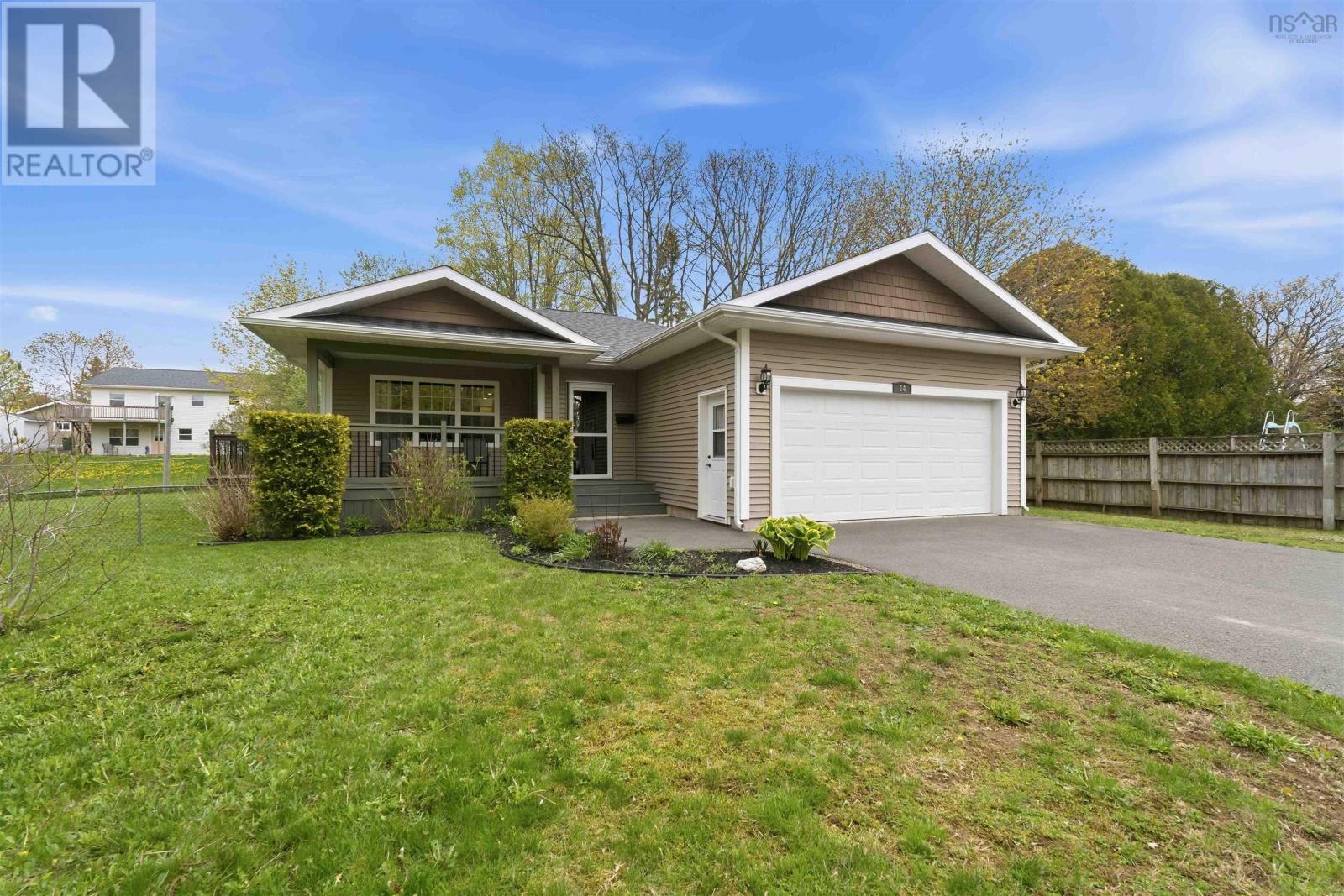14 Smith Avenue - 5