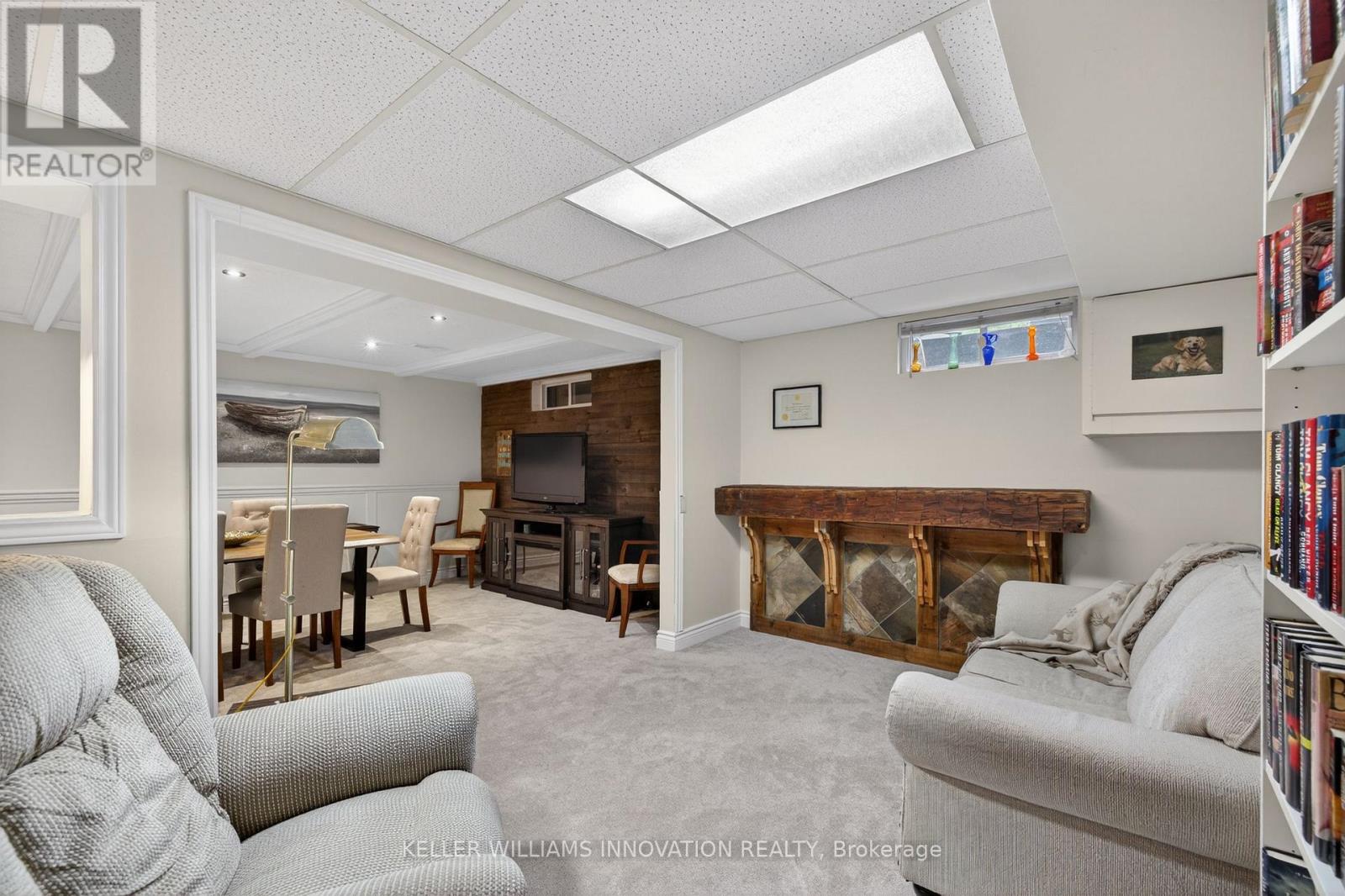 7 WINDERMERE COURT - 32