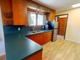 Living room/Dining room - 99151 Pth 11 Highway, Alexander Rm, MB R0E1V0 Photo 6