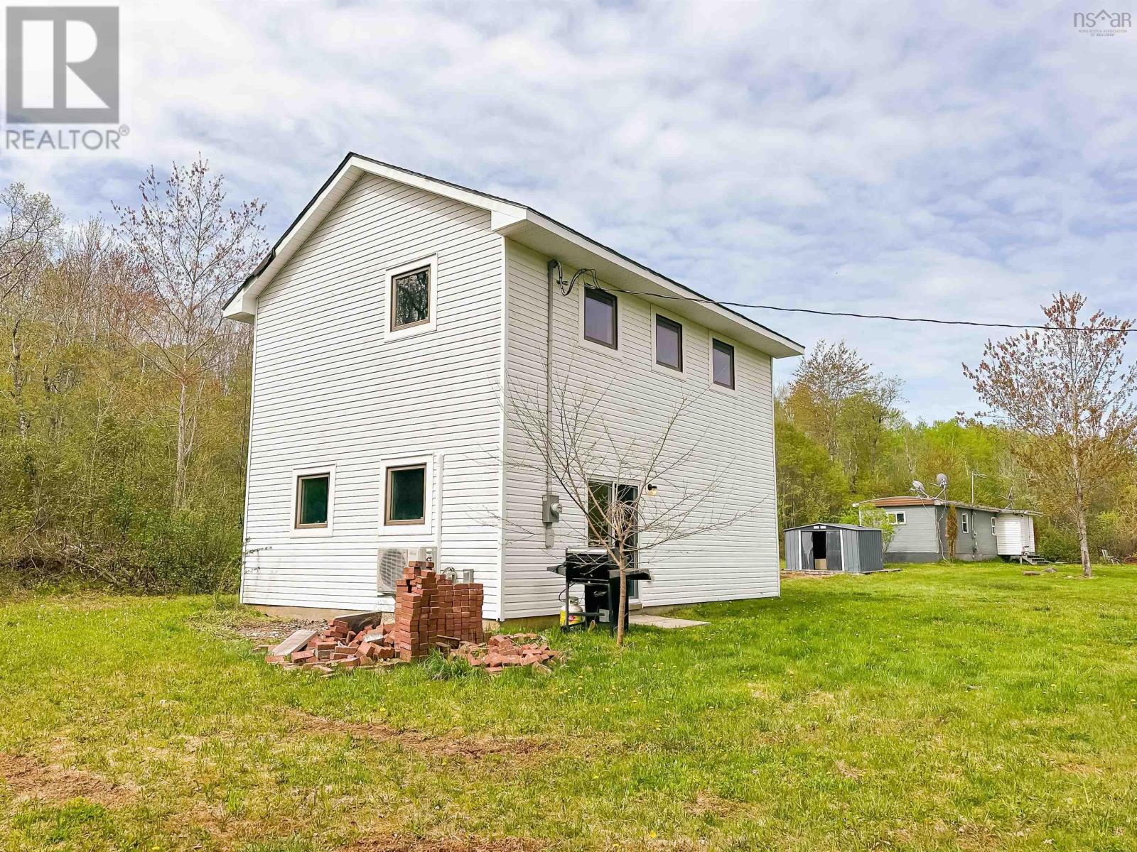 Property 21 of 26 of 1250 Highway 236