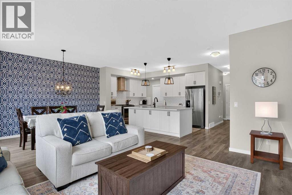 377 Masters Avenue SE - 19