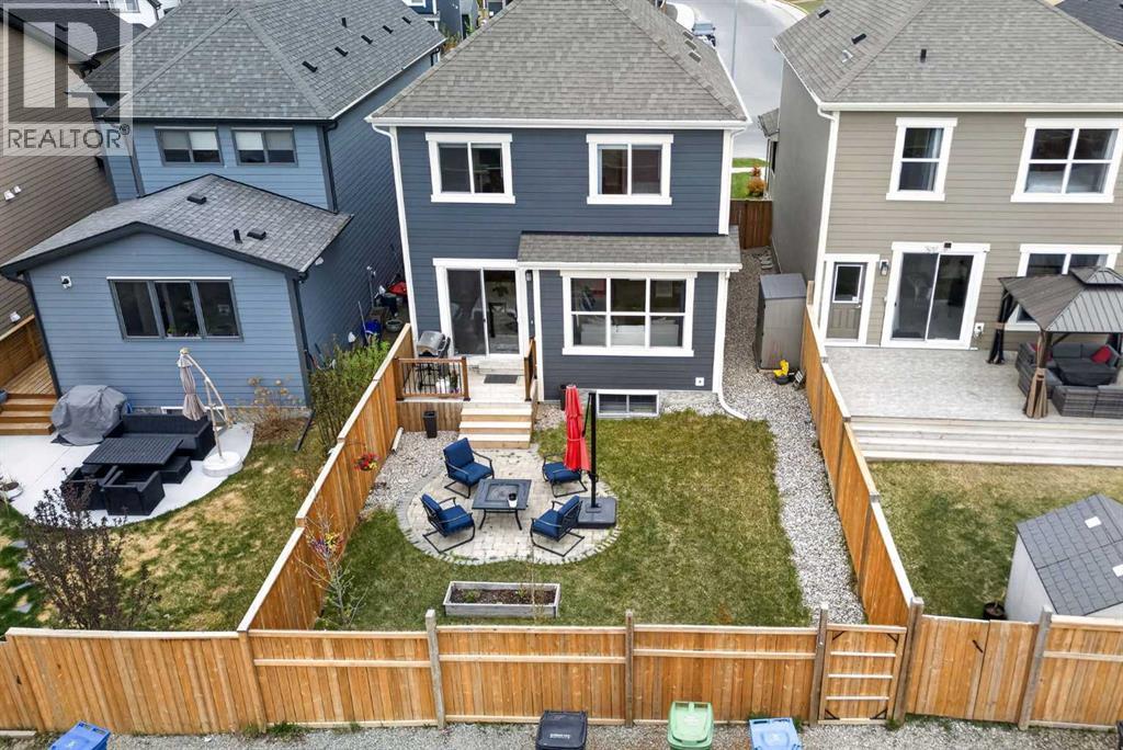 377 Masters Avenue SE - 46