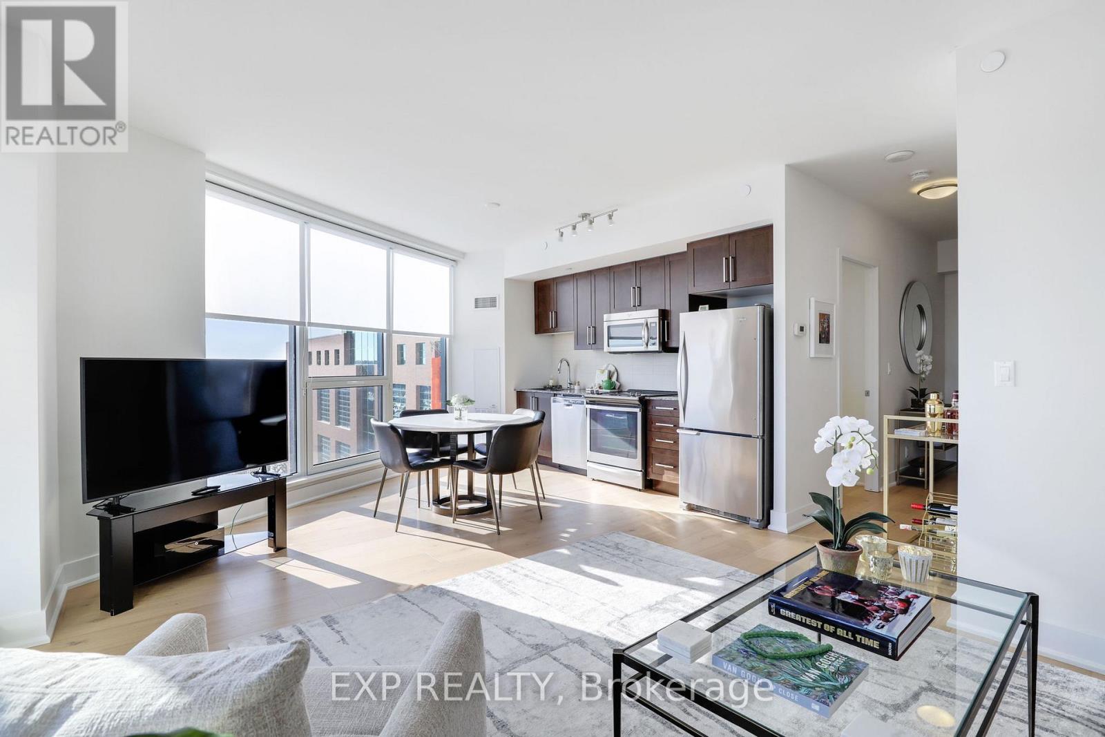 #810 485 RICHMOND ROAD - 16
