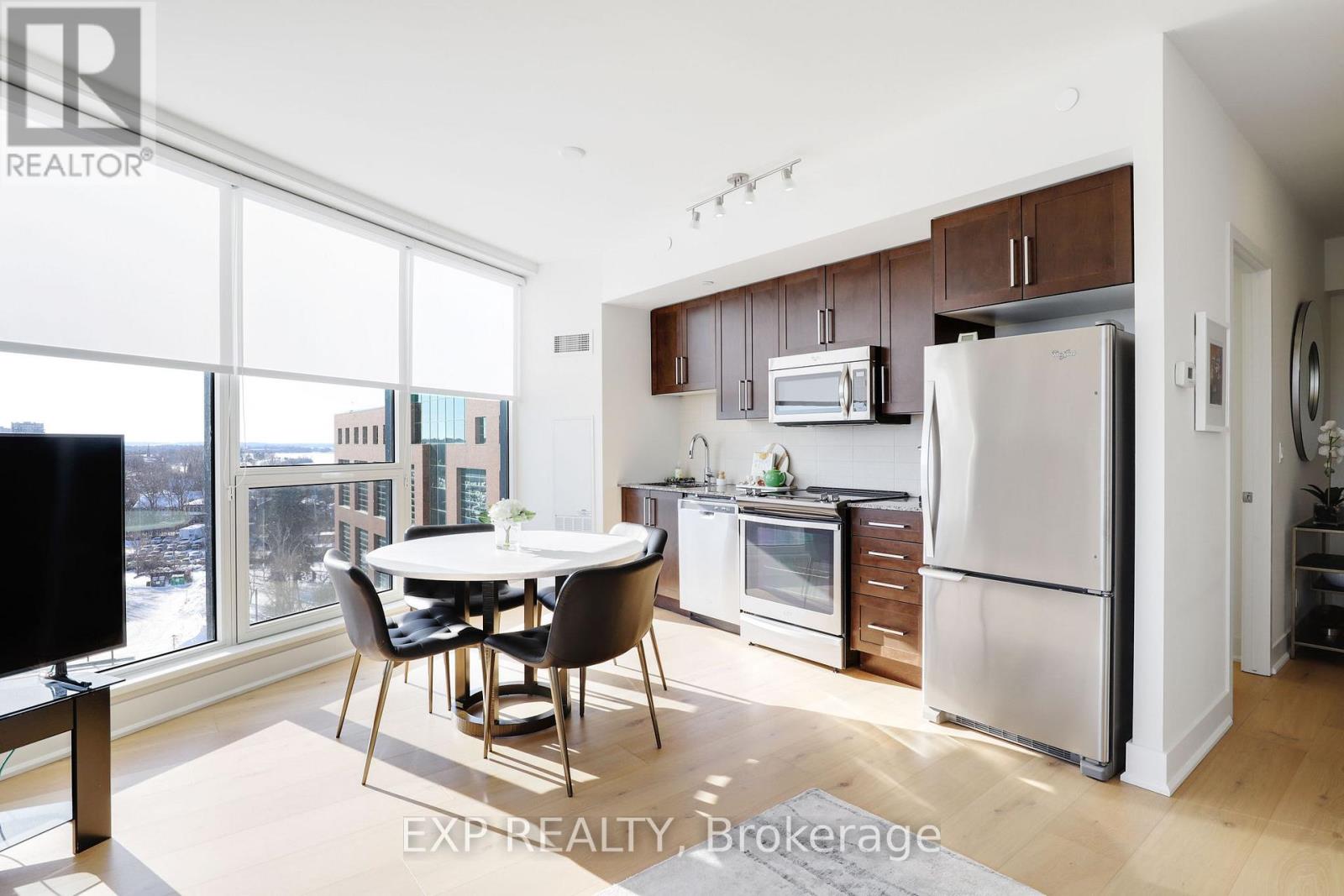 #810 485 RICHMOND ROAD - 18