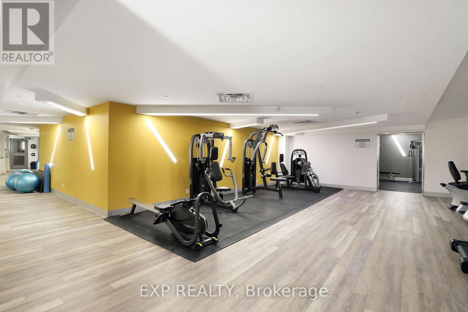 #810 485 RICHMOND ROAD - 31