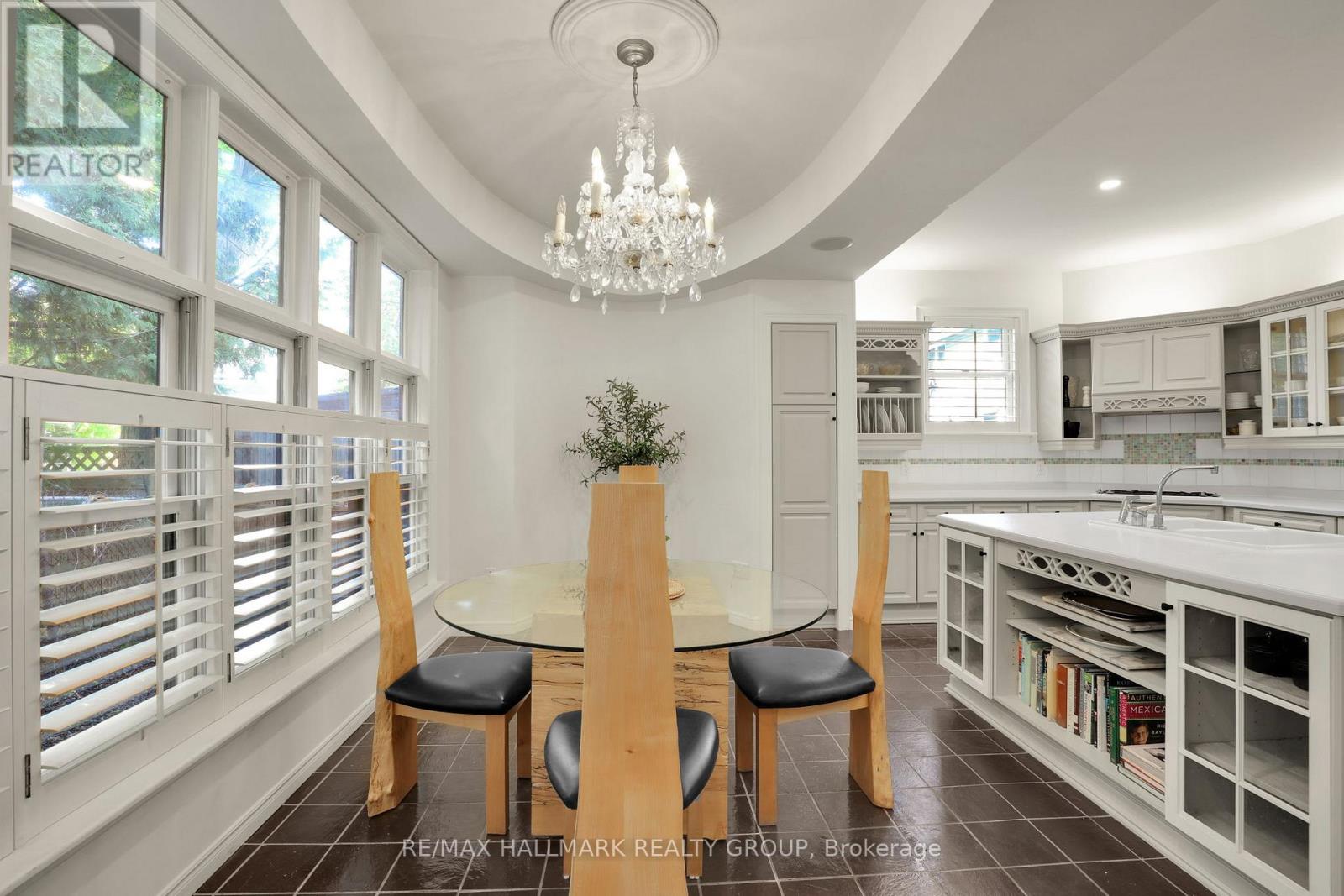435 WESTMINSTER AVENUE - 10