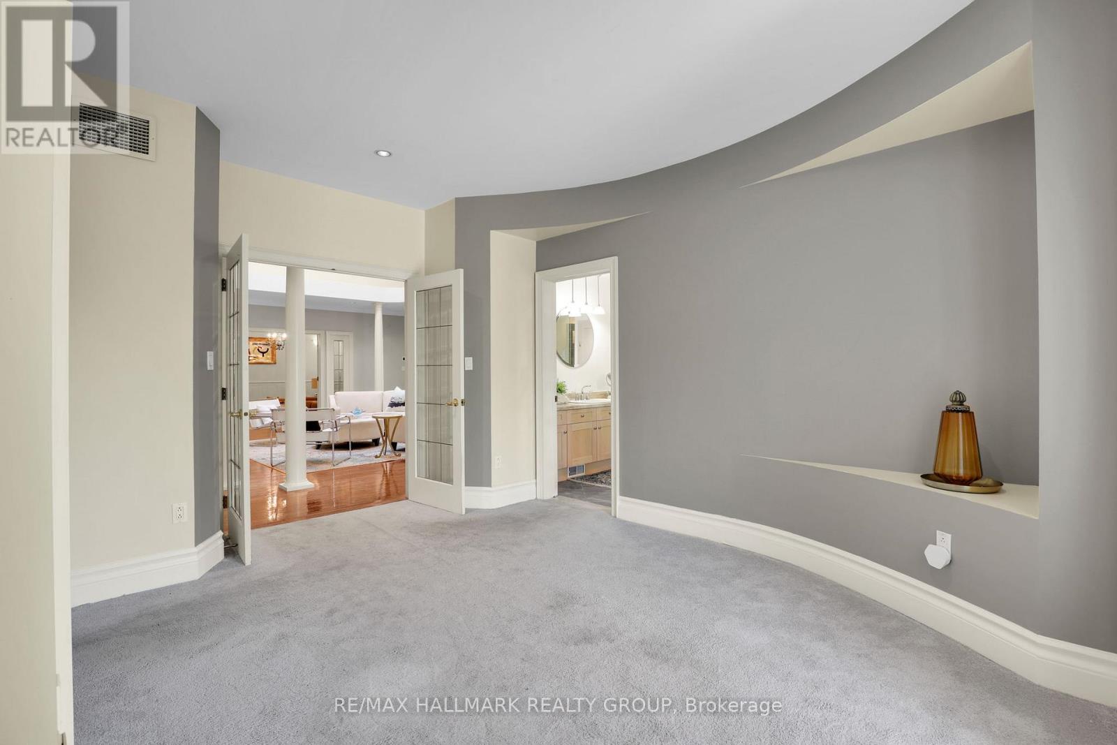 435 WESTMINSTER AVENUE - 25