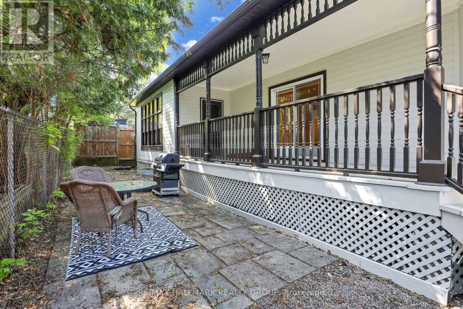 435 WESTMINSTER AVENUE - 43
