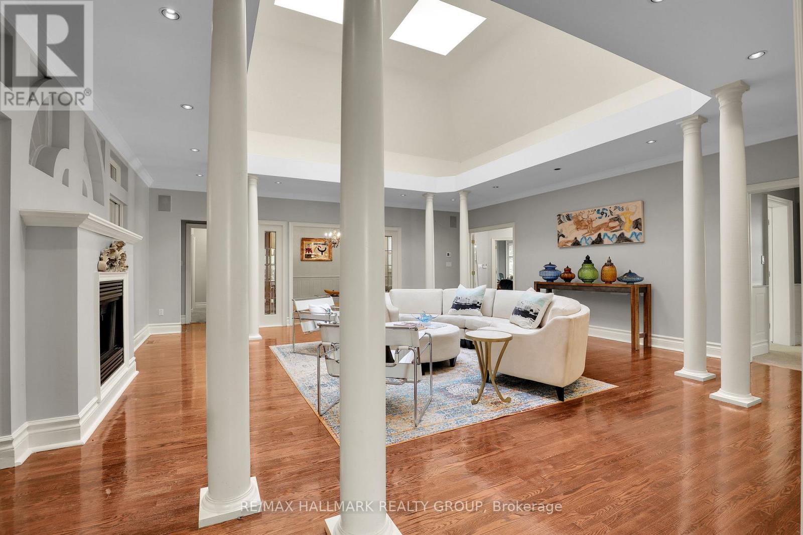 435 WESTMINSTER AVENUE - 9