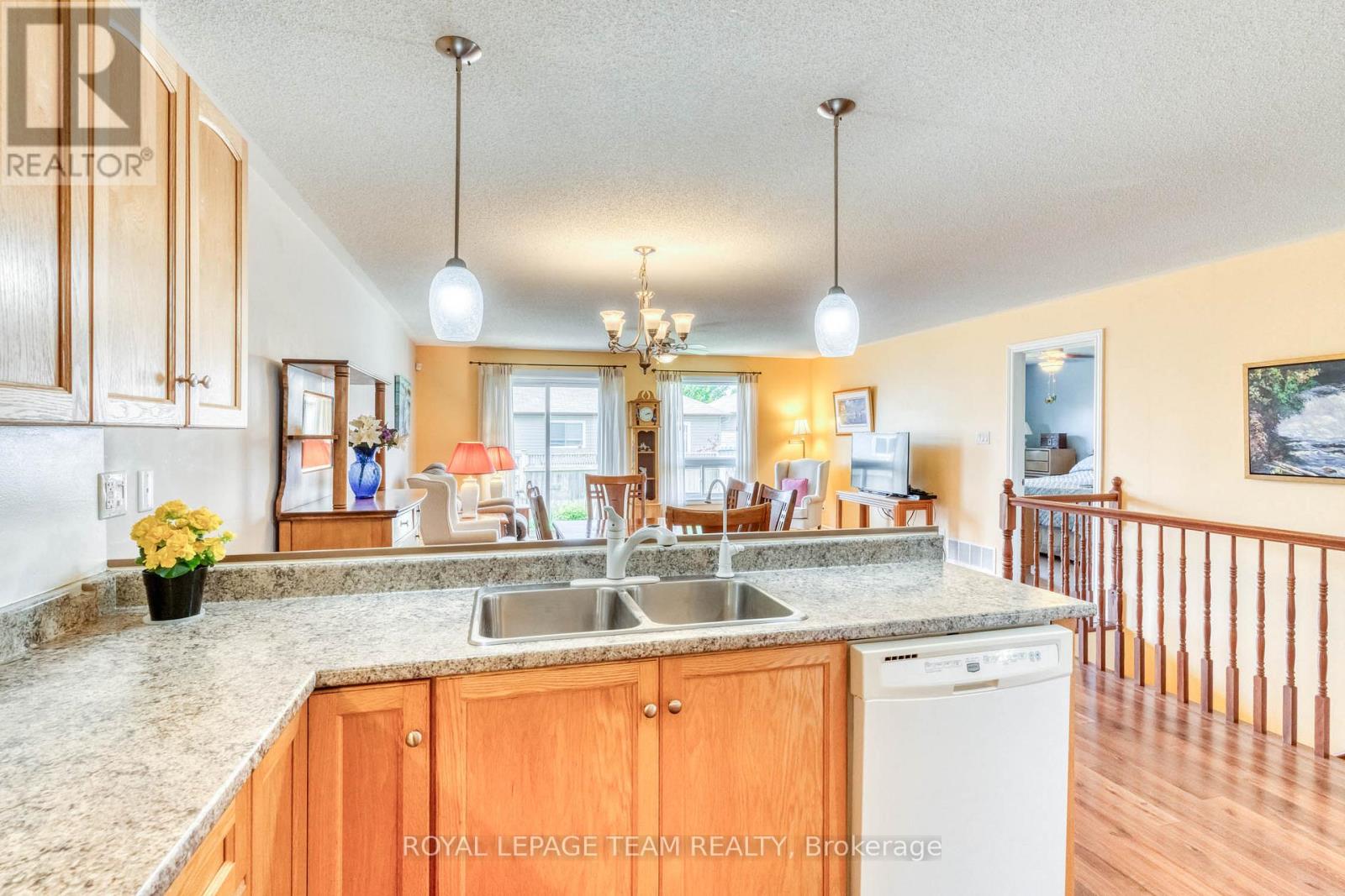 511 KILBURN STREET - 9