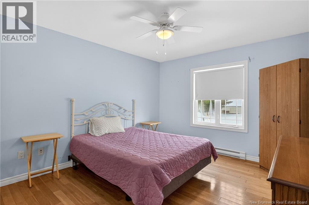 23 Dr. Lionel Maillet Street - 18