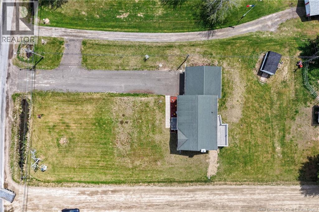 23 Dr. Lionel Maillet Street - 34