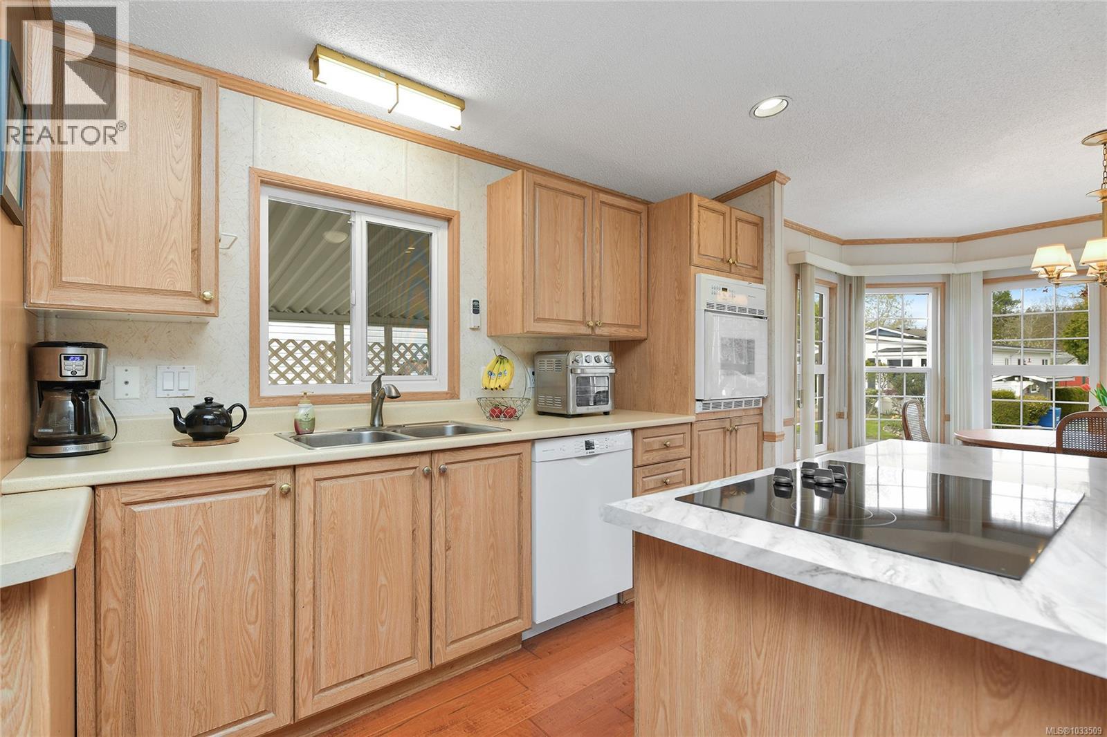 8 7401 Central Saanich Rd, Central Saanich