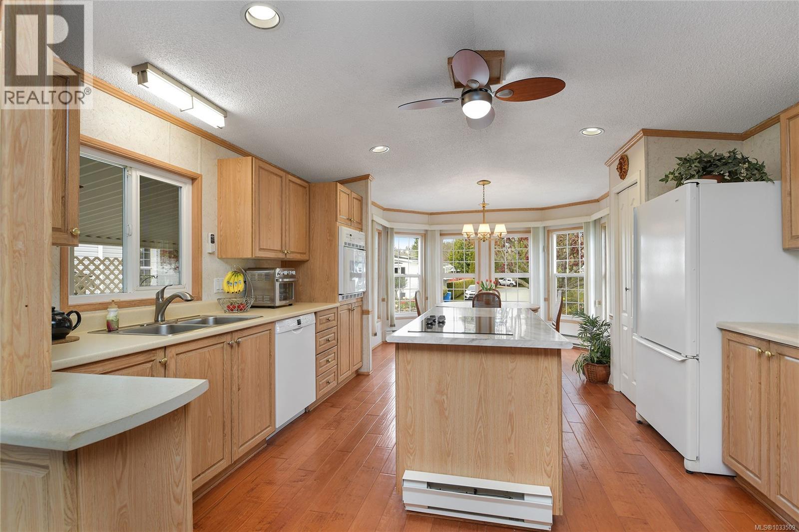 8 7401 Central Saanich Rd, Central Saanich