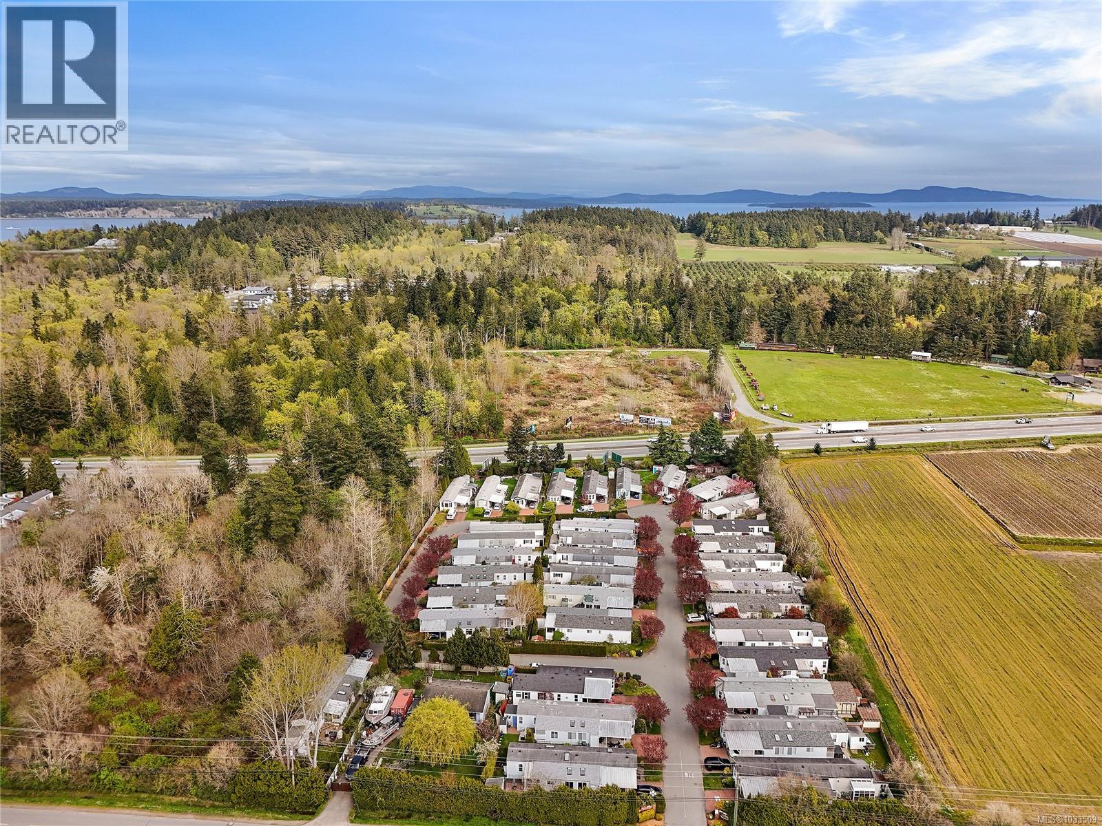 8 7401 Central Saanich Rd, Central Saanich