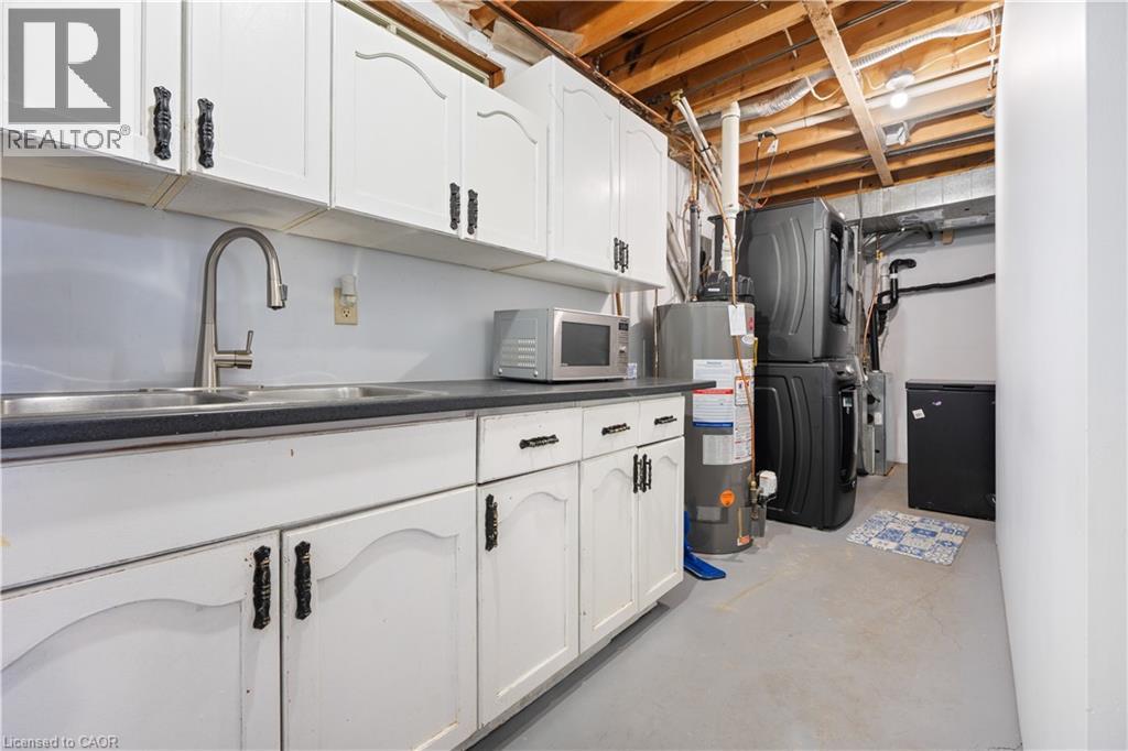 4 BRANT Street - 19