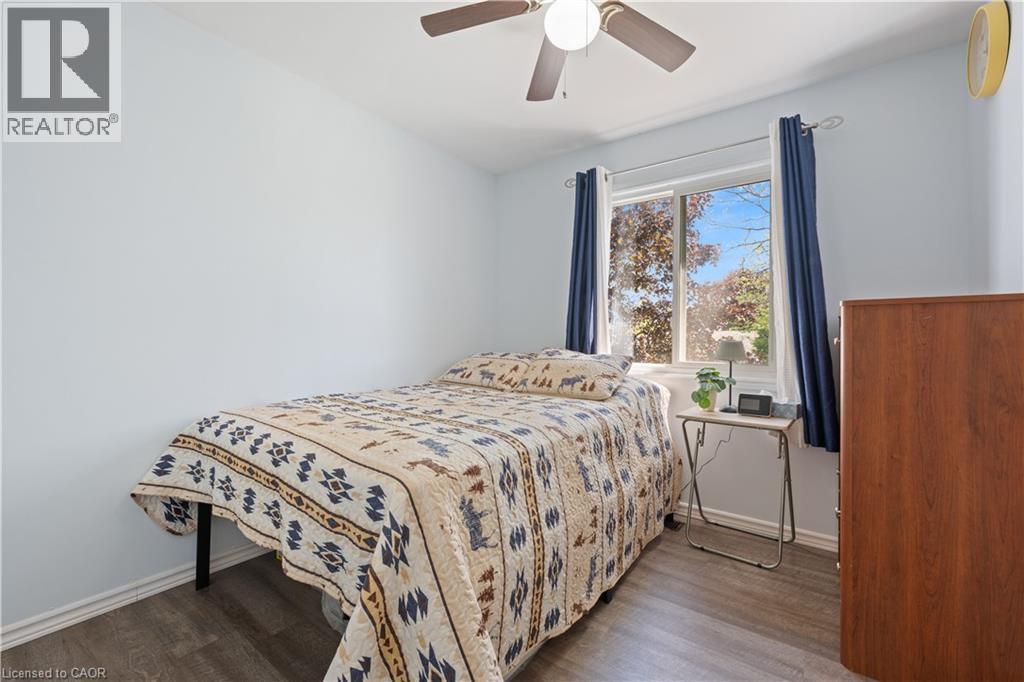 4 BRANT Street - 12