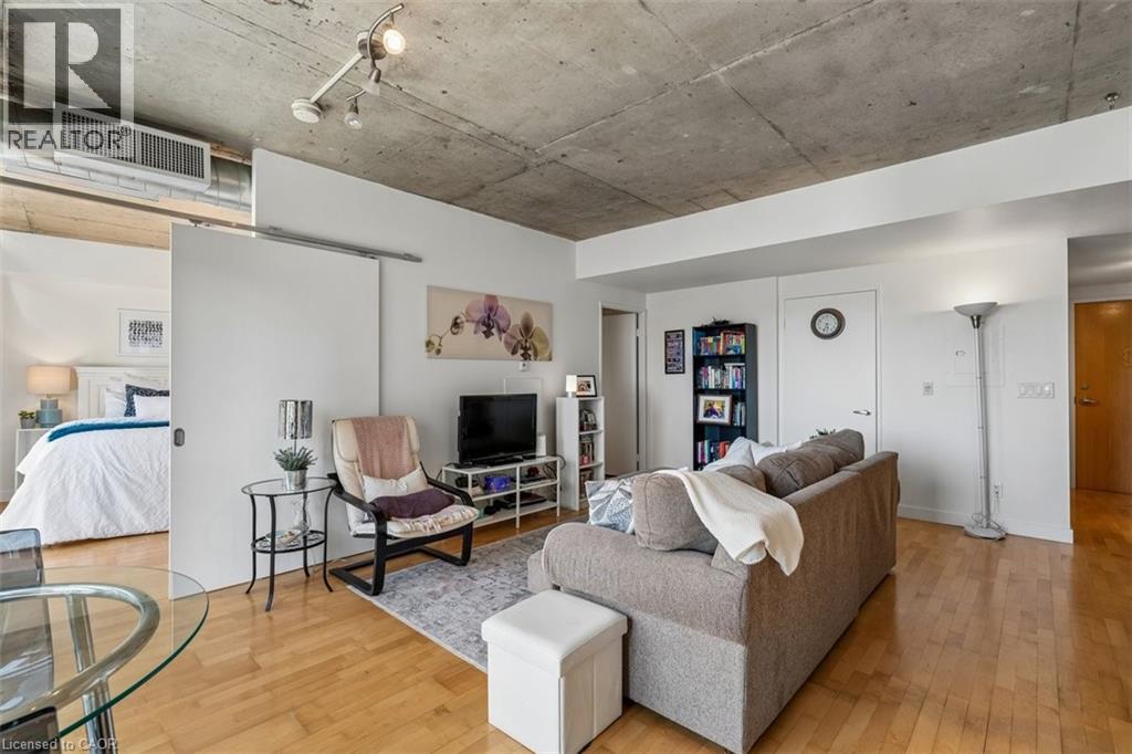 #612 1375 DUPONT Street - 5