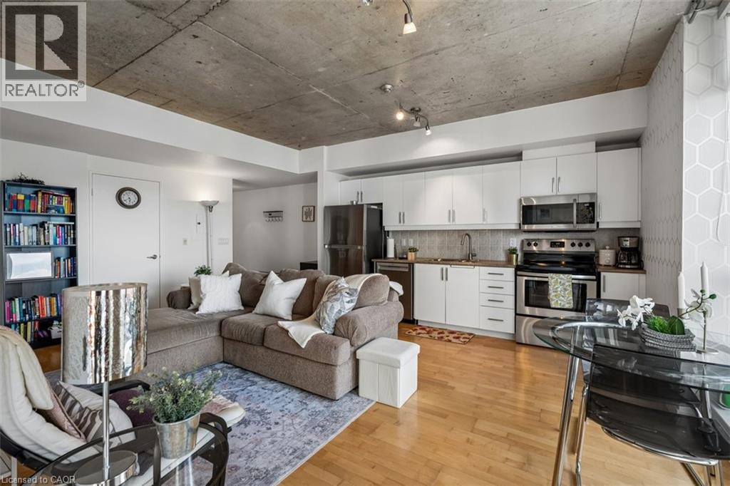 #612 1375 DUPONT Street - 8