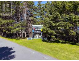 98 Greens Road thumbnail 38