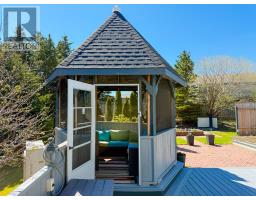 98 Greens Road thumbnail 40