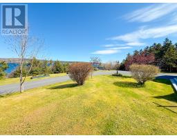 98 Greens Road thumbnail 46
