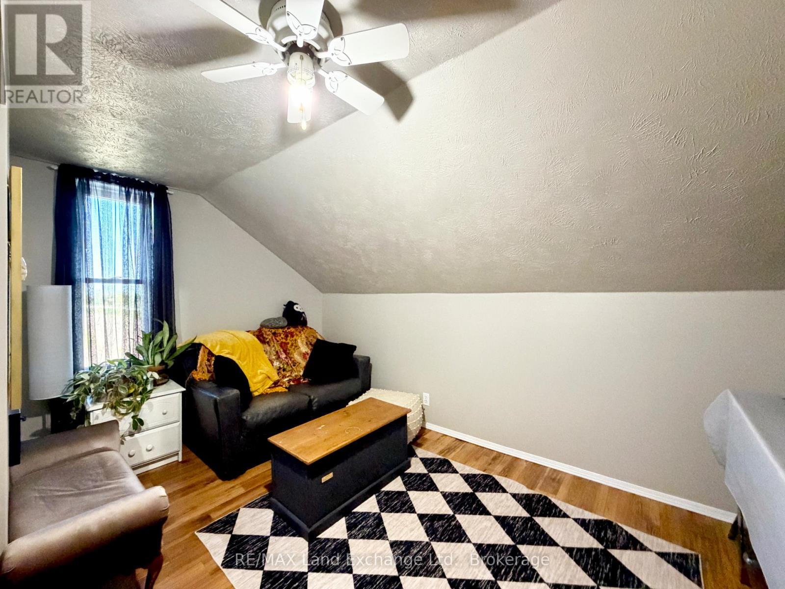 1676 BRUCE-SAUGEEN TOWNLINE - 17