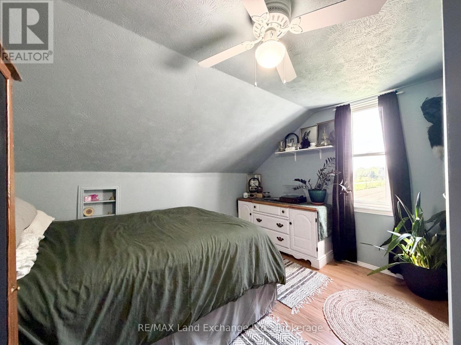 1676 BRUCE-SAUGEEN TOWNLINE - 18