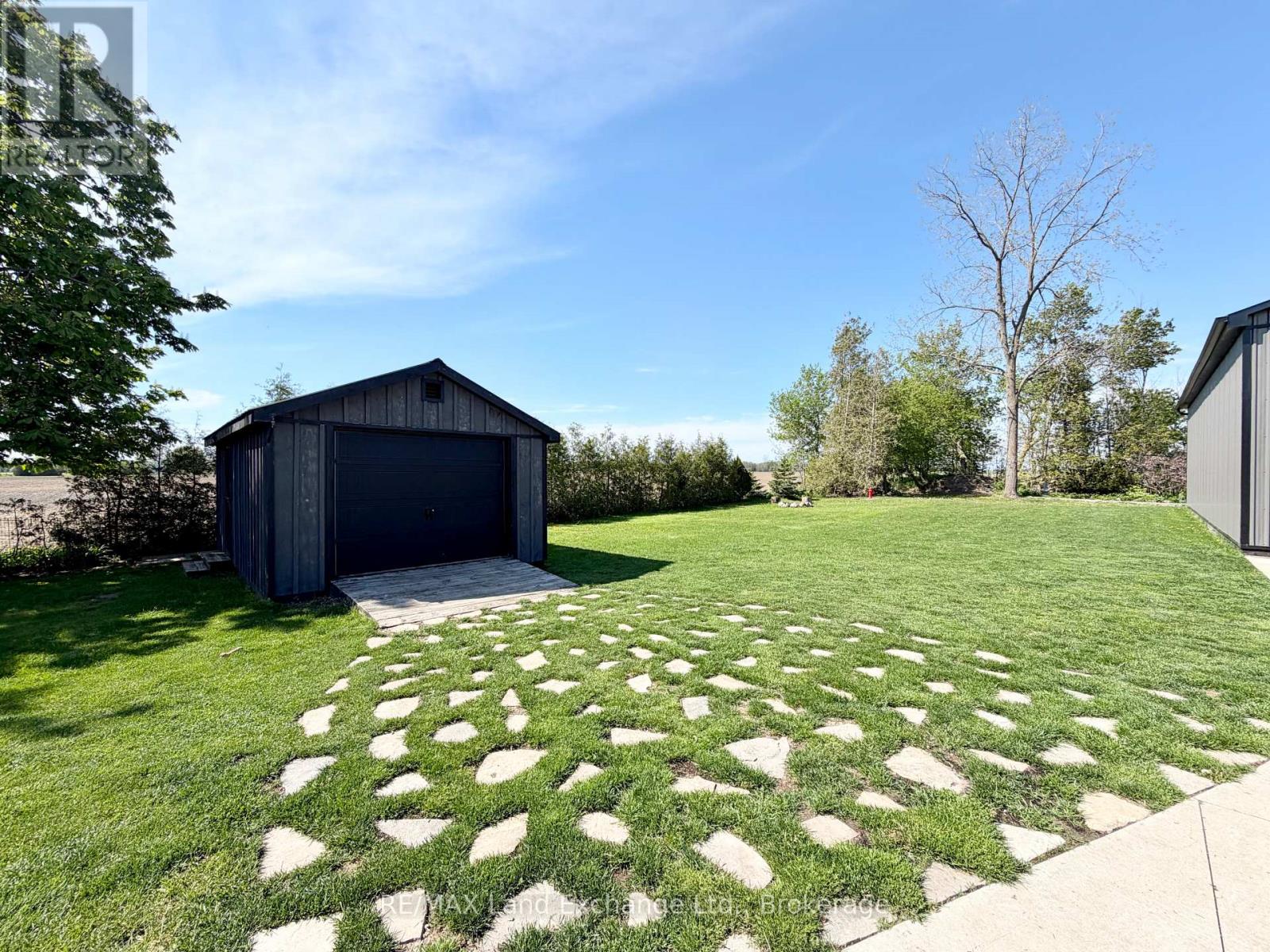 1676 BRUCE-SAUGEEN TOWNLINE - 24