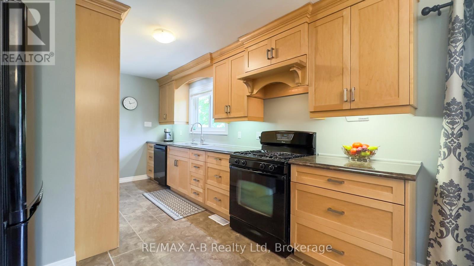 43 WIDDER STREET W - 15