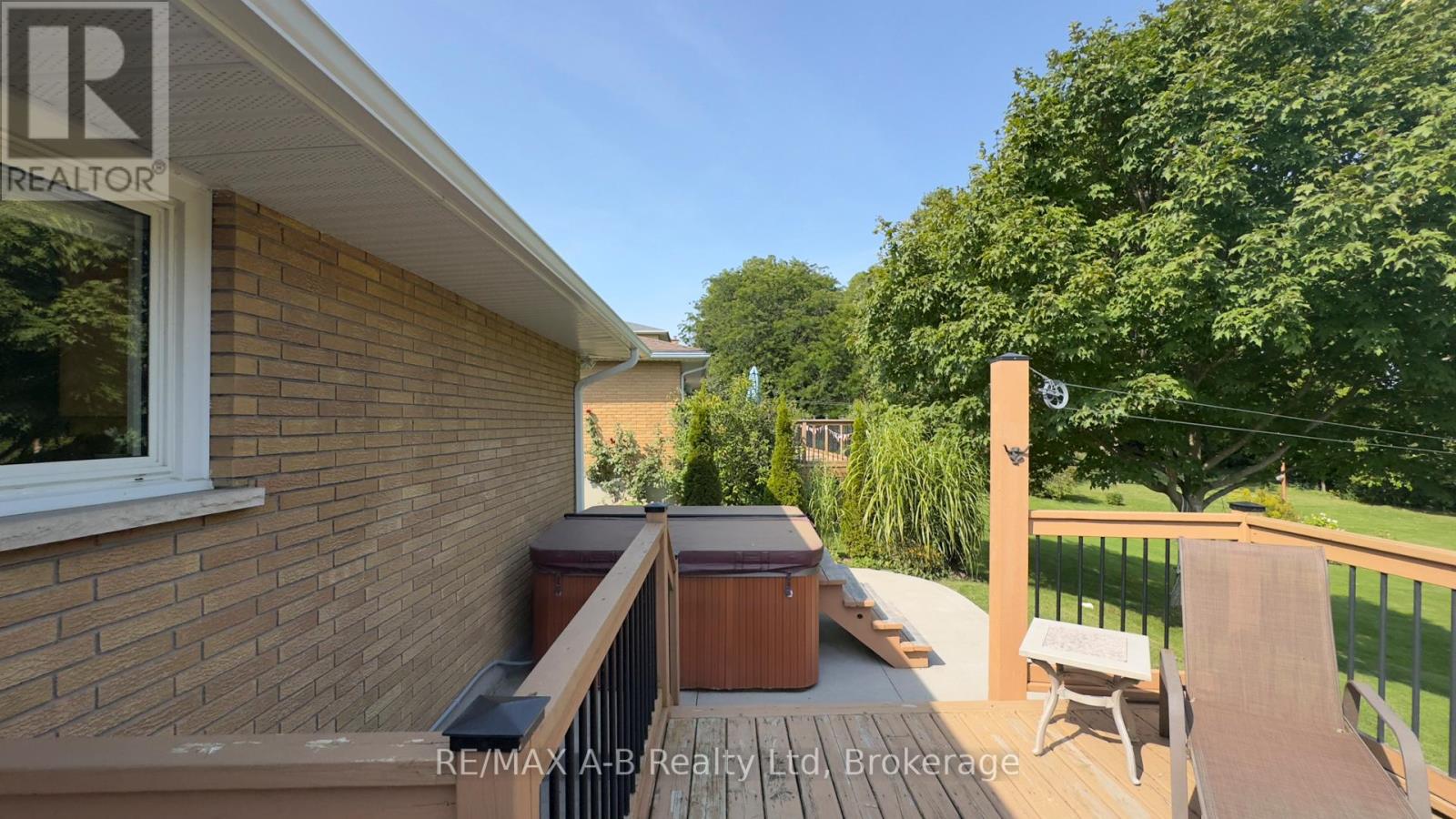 43 WIDDER STREET W - 38