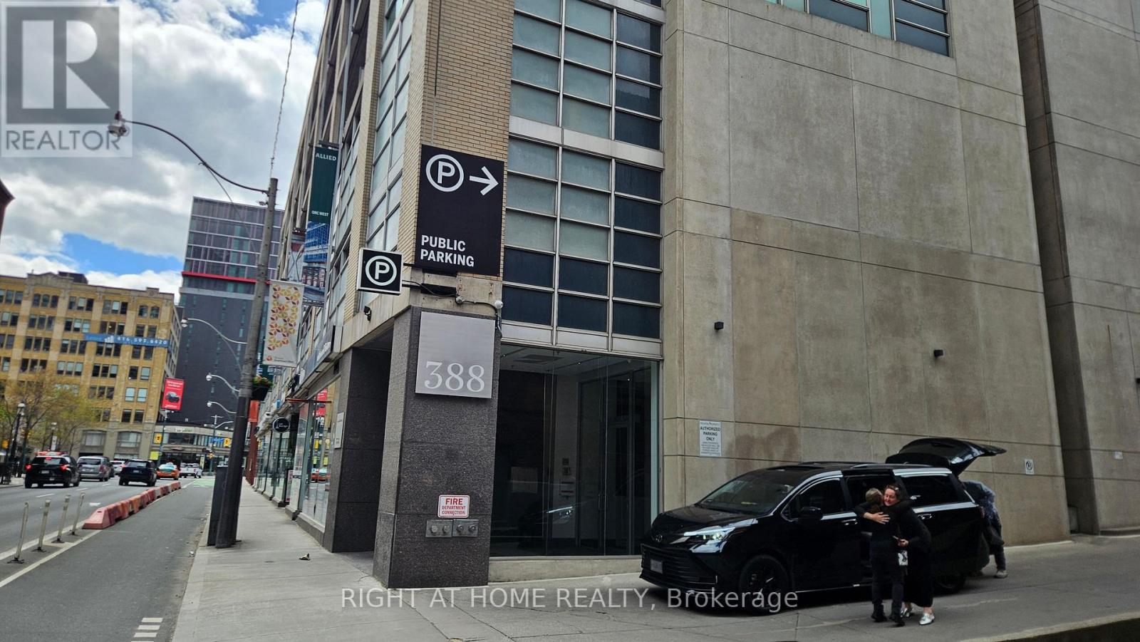 Listing photo of 910 - 388 RICHMOND AVENUE W