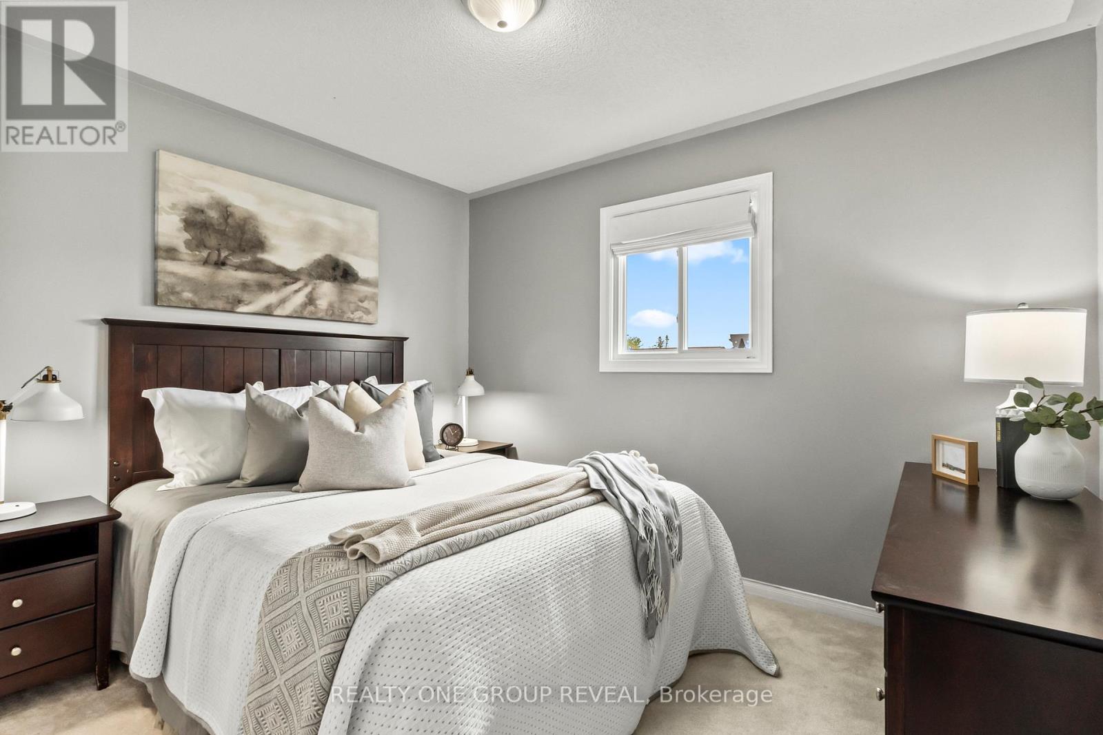 77 WILKINS CRESCENT - 24