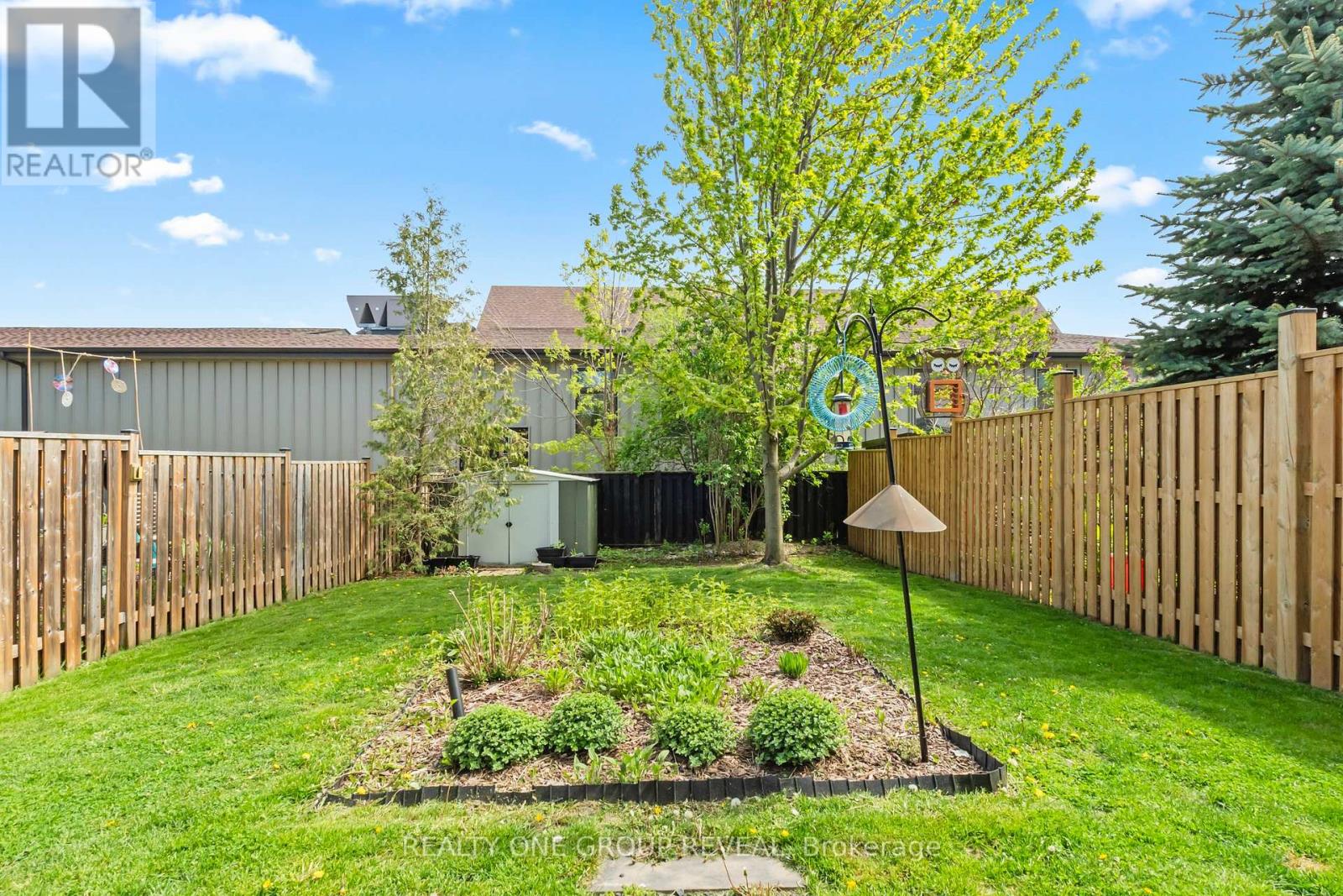 77 WILKINS CRESCENT - 37